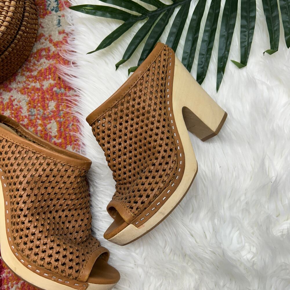 Dolce Vita Brooks Mule Sandal 9 Brown Leather Perforated Chunky Platform Slip On - Picture 3 of 9